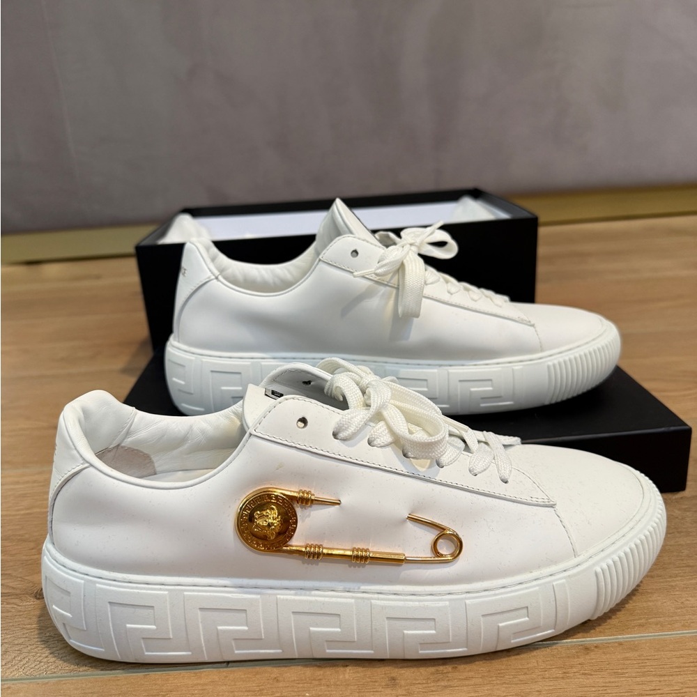 Versace vitello safety pin sneaker